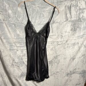 Fredrick’s of‎ Hollywood chemises slip nighty XL black lace detail